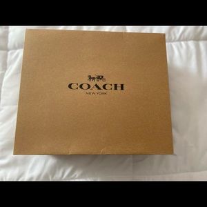Coach gift box with bag